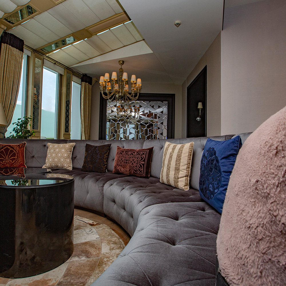 The Elysium Taksim Penthouse King